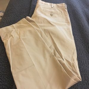 Jos A. Banks Traveler Khaki